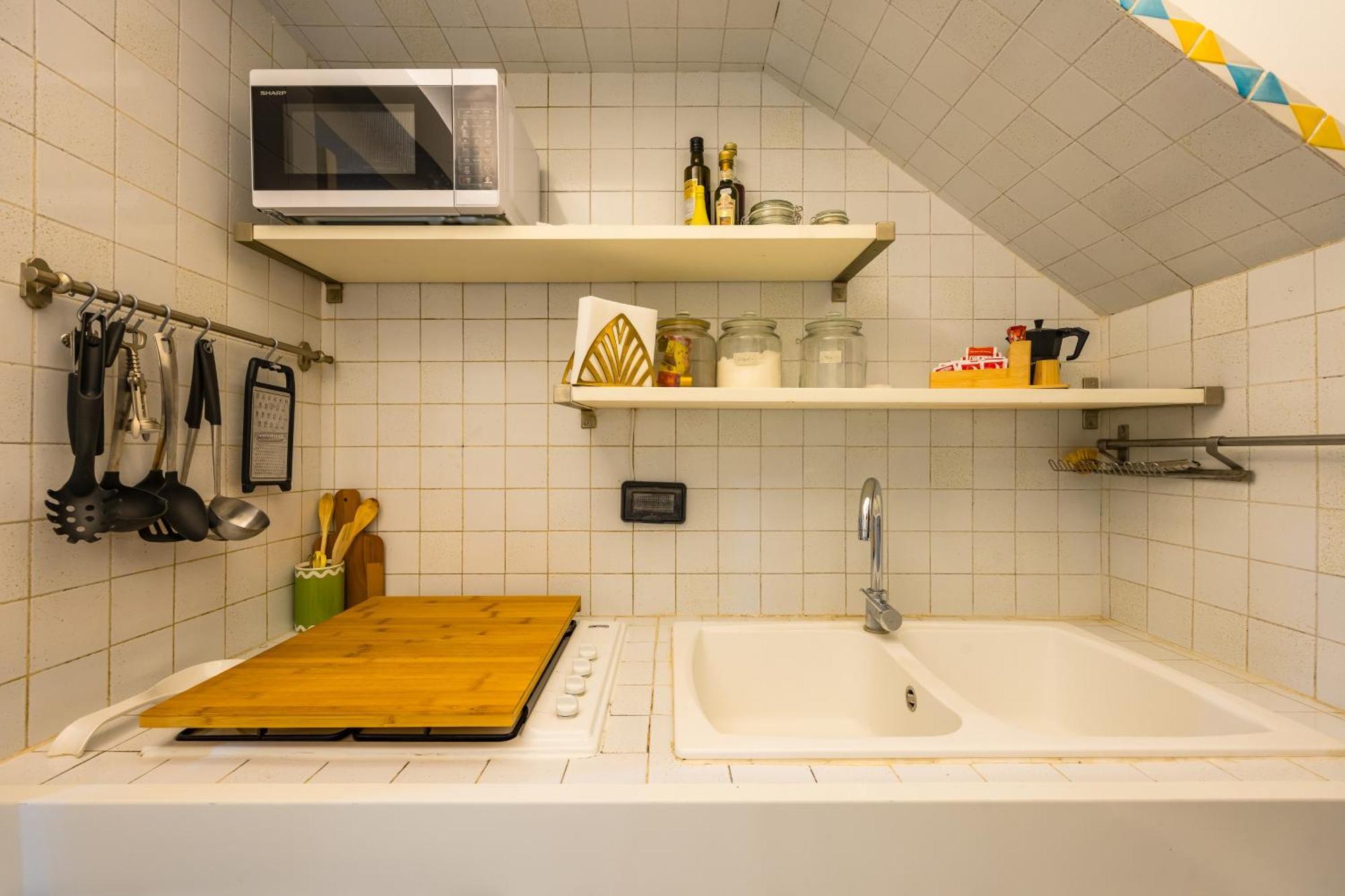 Hidden Gem On Chiaia Pedastrian Area By Napoliapartments * Napels