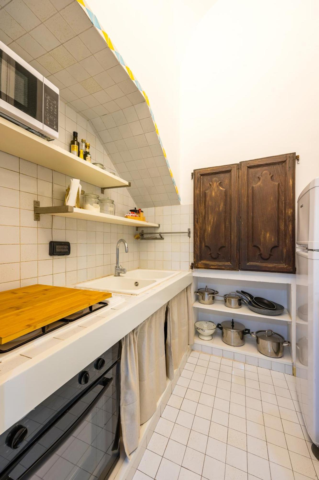 Hidden Gem On Chiaia Pedastrian Area By Napoliapartments Naples